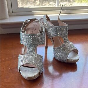 De Blossom Collection Silver Glitter Heels